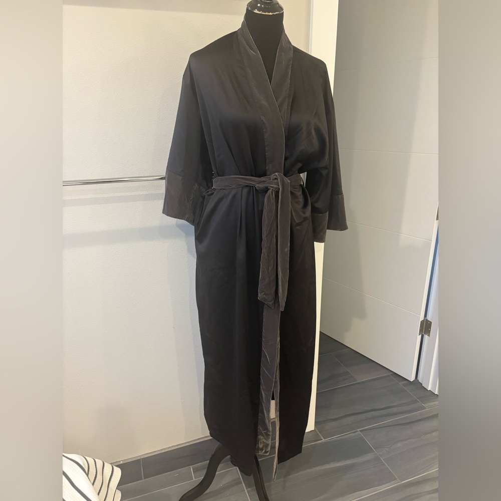 Nordstrom Elegant Black Satin Robe